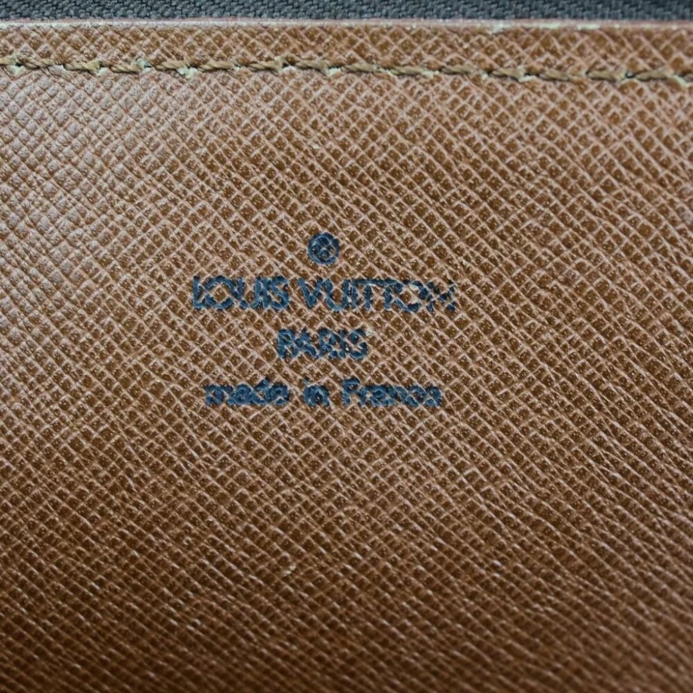 LOUIS VUITTON Poche Documents Business Clutch Bag Monogram - Picture 10 of 13